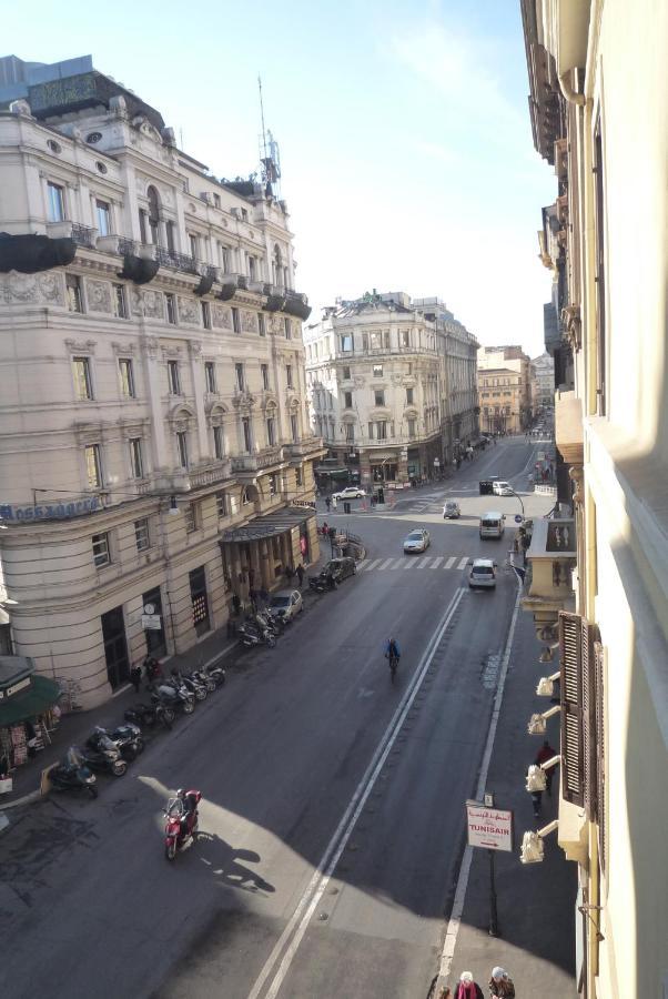 Residenza Mucha Apartment Roma Phòng bức ảnh