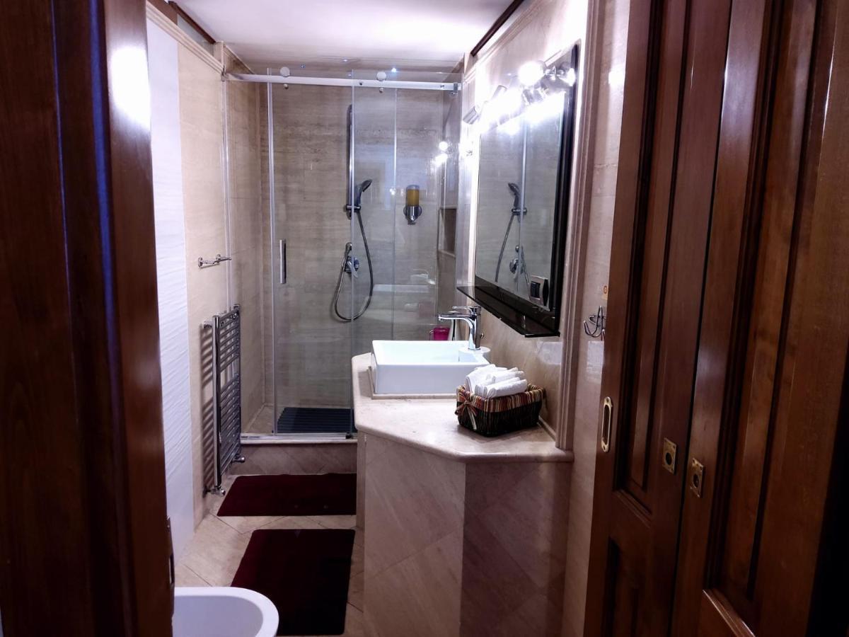 Residenza Mucha Apartment Roma Ngoại thất bức ảnh